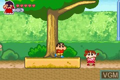 Image in-game du jeu Crayon Shin-Chan - Densetsu o Yobu Omake no Miyako Shukkugaan! sur Nintendo GameBoy Advance