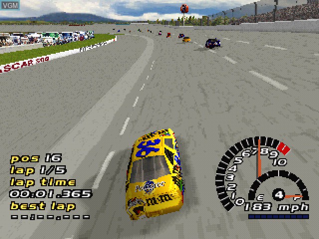 Image in-game du jeu NASCAR 2000 sur Sony Playstation