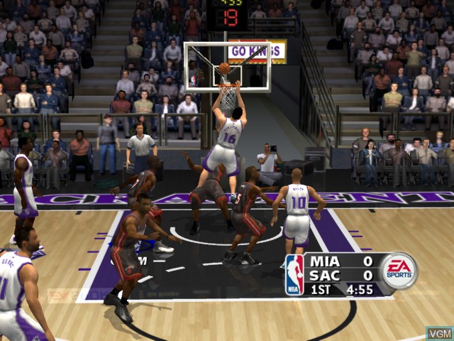 Image in-game du jeu NBA Live 2004 sur Microsoft Xbox